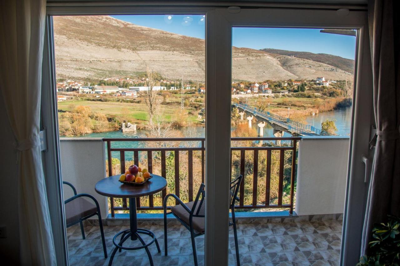 Studio Apartmani Milovic Требинье Экстерьер фото