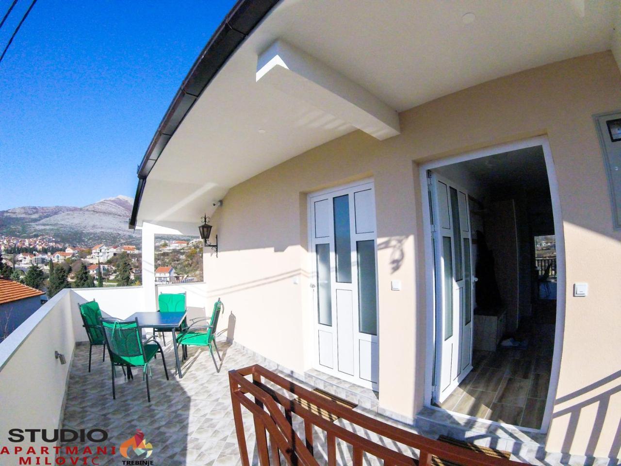 Studio Apartmani Milovic Требинье Экстерьер фото